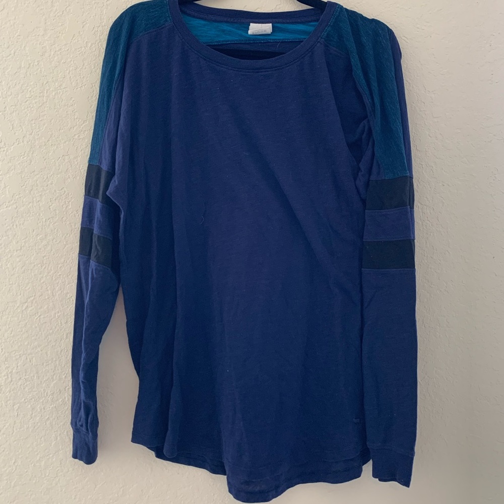 Victoria Secret Lightweight Top